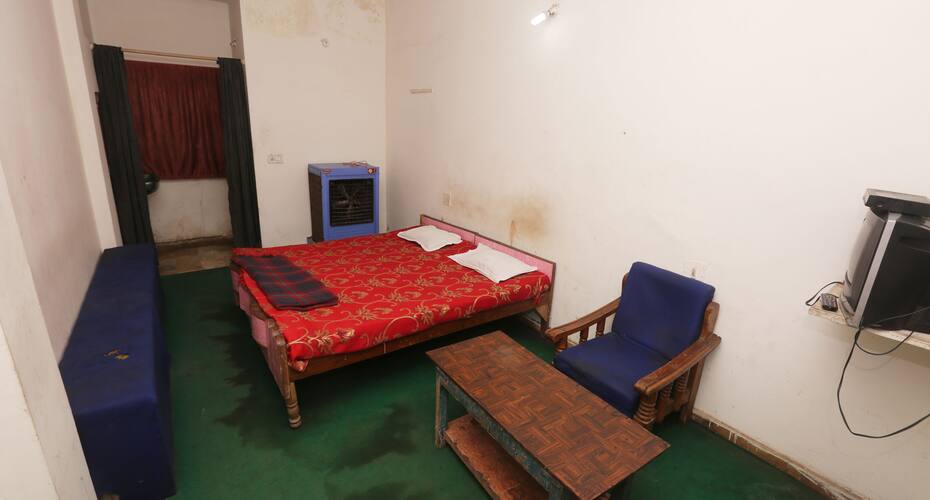 Talaash Hotel, Bhopal 4